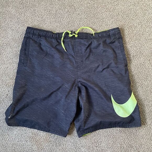 Nike Gray & Yellow Board Short Swim Trunks - Size Large L - Picture 1 of 3